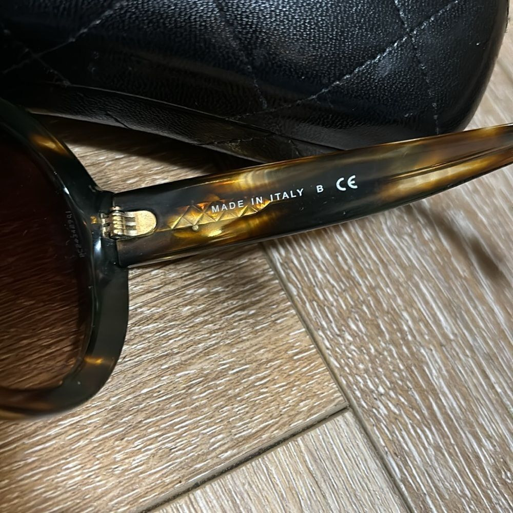 Chanel Sunglasses - Picture 3 of 9